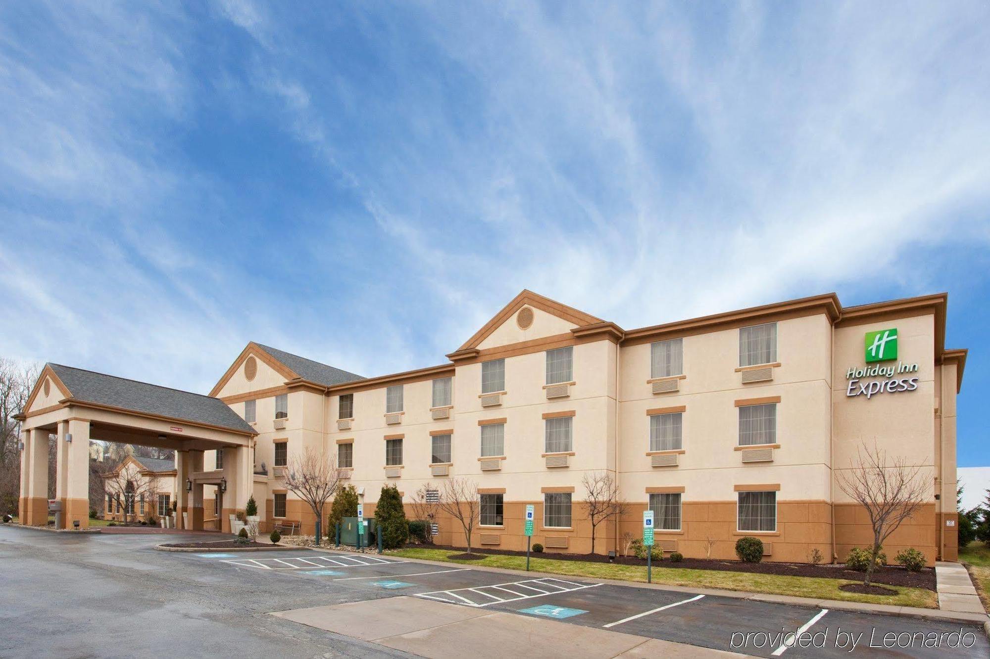 Holiday Inn Express Pittsburgh-Bridgeville By Ihg Dış mekan fotoğraf
