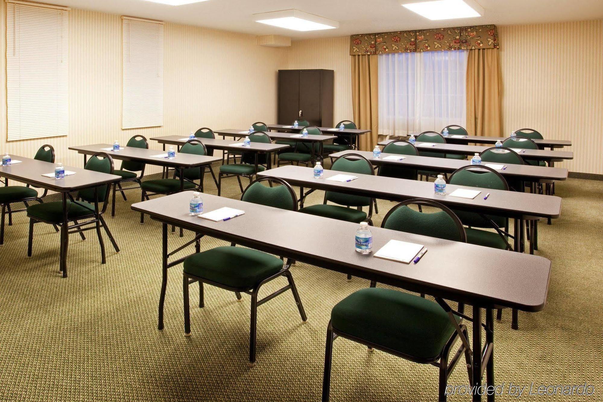 Holiday Inn Express Pittsburgh-Bridgeville By Ihg Dış mekan fotoğraf
